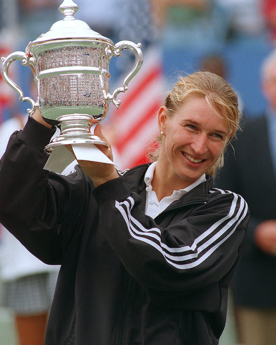 usopen's tweet photo. Happy birthday to 5-time US Open champion and 22-time Grand Slam champion, Steffi Graf!!

🎉🎂👑 https://t.co/LfJO6PwYnb