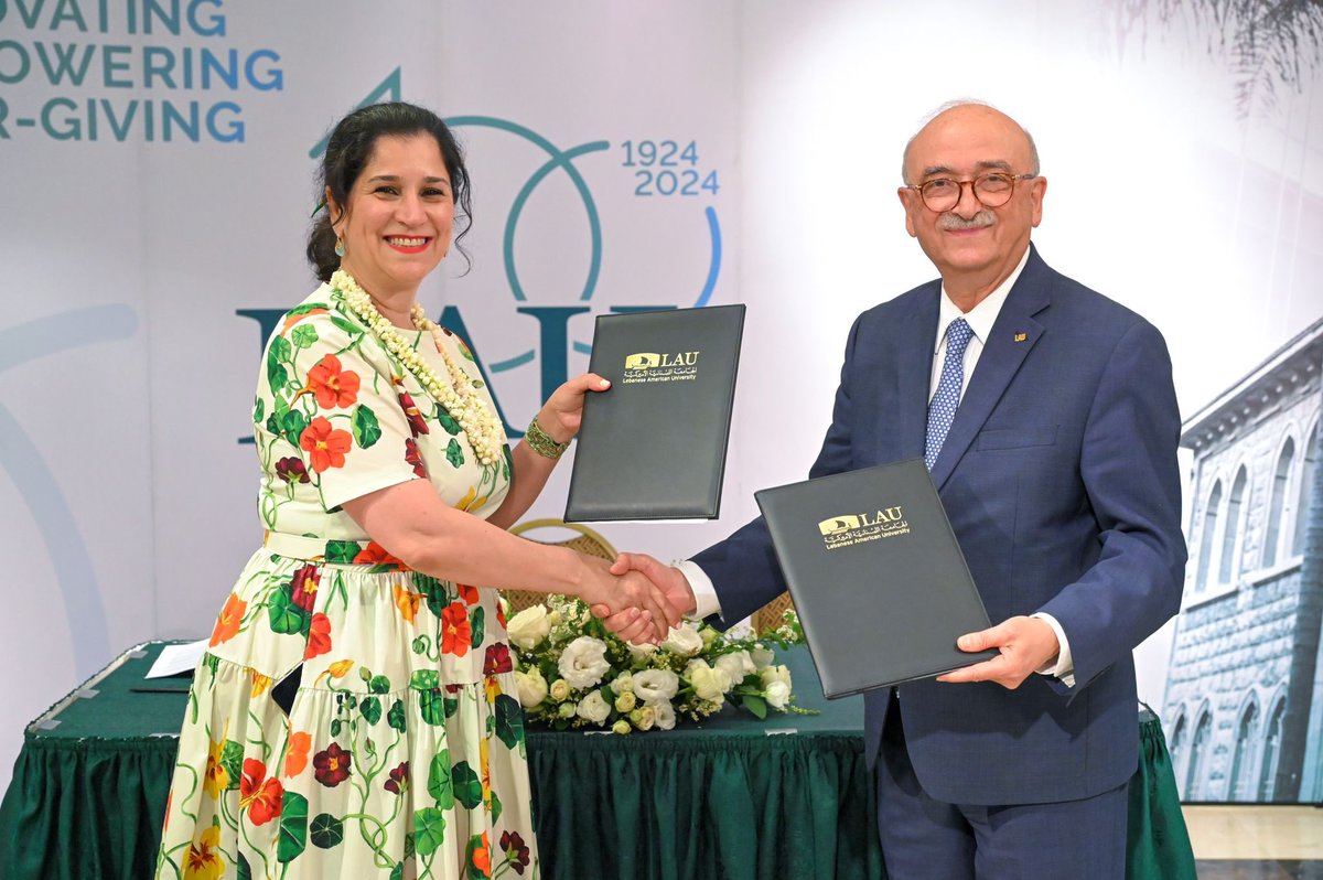 aldera_q8's tweet image. قدمت "مؤسسة إنتصار – Intisar Foundation" التي تعنى بإعطاء الأولوية للمرأة والسلام والصحة العقلية بالمنطقة العربية"منحة 200 الف دولار للمعهد العربي للمرأة (AiW)"بالجامعة اللبنانية الاميركية لتنظيم 3محاضرات سنوية متخصصة بهدف إيلاء قضية المرأة وصحتها النفسية الاولوية بالمجتمع العربي