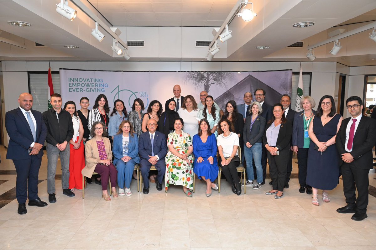 aldera_q8's tweet image. قدمت "مؤسسة إنتصار – Intisar Foundation" التي تعنى بإعطاء الأولوية للمرأة والسلام والصحة العقلية بالمنطقة العربية"منحة 200 الف دولار للمعهد العربي للمرأة (AiW)"بالجامعة اللبنانية الاميركية لتنظيم 3محاضرات سنوية متخصصة بهدف إيلاء قضية المرأة وصحتها النفسية الاولوية بالمجتمع العربي