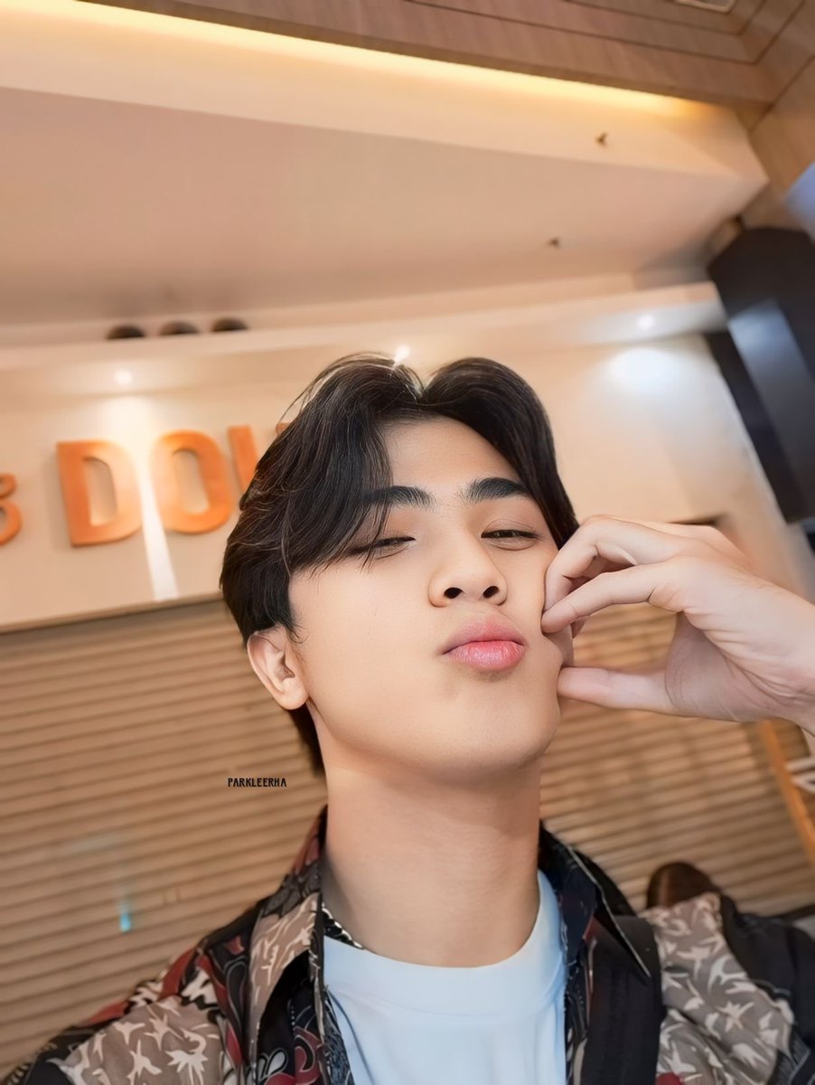 ParkLeeRha2's tweet photo. [📸] 090624 TEUME NORAE PARTY in Kokas Mall

#DEARYL #NEVEL #LIVEN #IPOP #NEVELBOYGROUPINDONESIA #NEVEL_BOYGROUP @Dearyl_Rmdhn @official_nevel https://t.co/DCKyNfyeCD