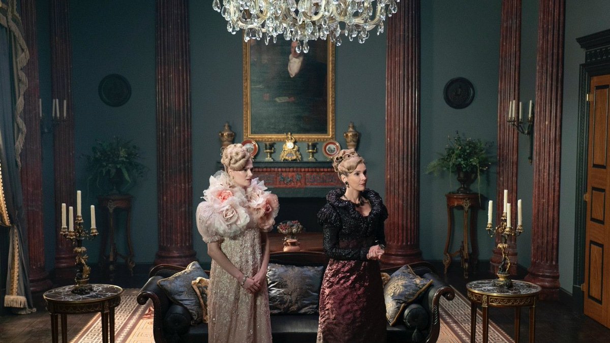 Stereogoddess's tweet image. 🍿What Did Miss #Cressida Cowper Do To Deserve This Greyest #LordGreer As A Suitor From Her Parents… 😂🤣😕🙁 #NoMusic #NoBall ing… She Can’t Even Play #DressUp No More! 😫#Bridgerton  @Bridgerton @Netflix #Stereogoddess