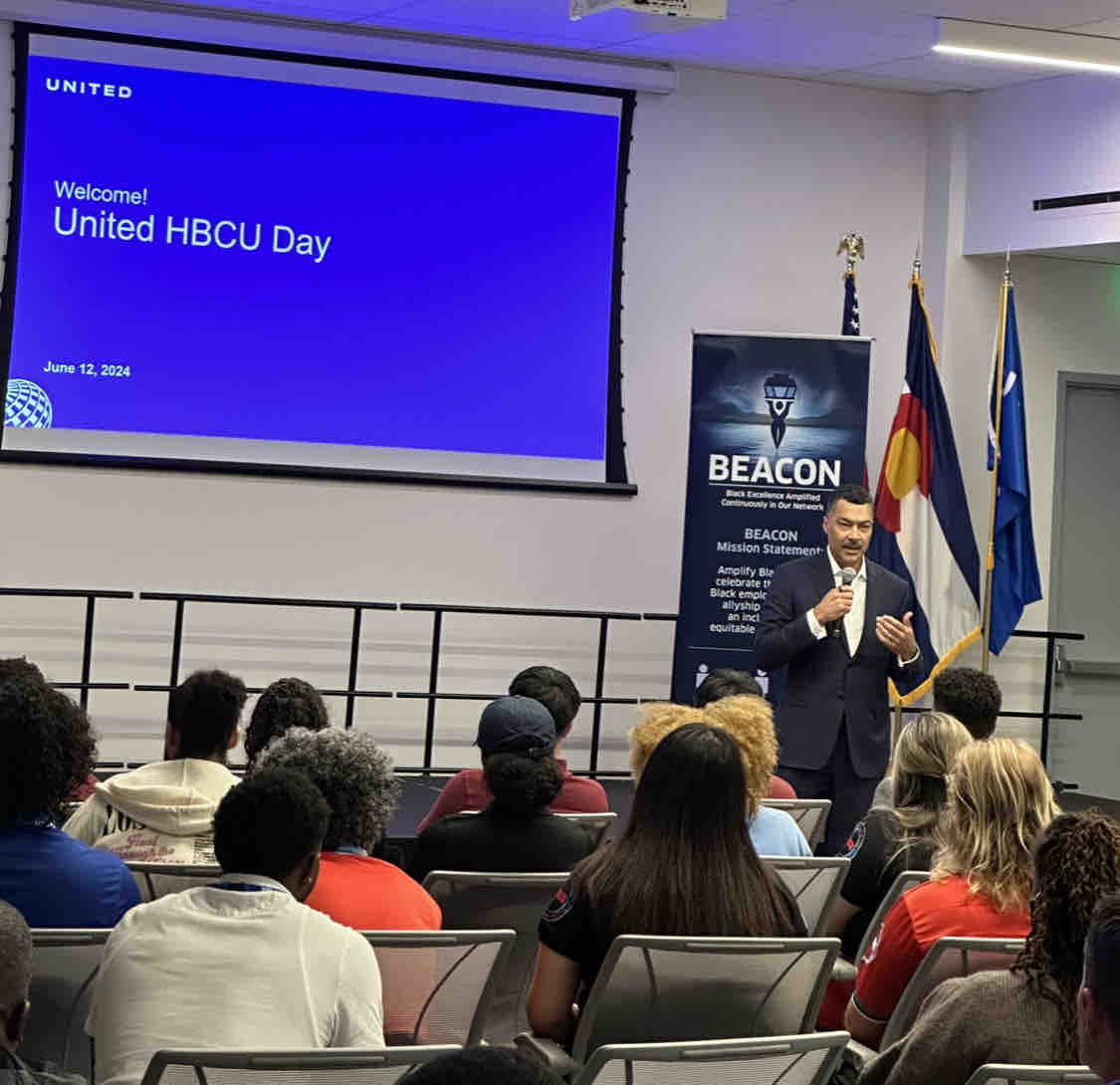 DelStateUniv's tweet photo. DSU students recently joined @United for their HBCU Day! Students toured the training facility, flew in flight simulators, participated in interviews and panel discussions, and received a visit from United Airlines President Brett Hart. #UnitedAirlines 🗞️ https://t.co/8d7i7lxO75 https://t.co/qklt2nztg3