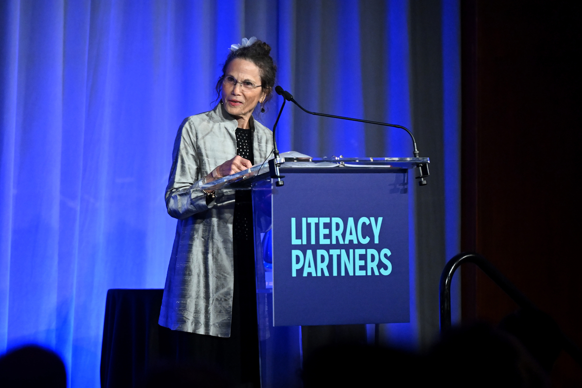 Literacy Partners (@litpartners) on Twitter photo What a night! On Monday night we celebrated our annual Evening of Readings & Gala Dinner at Pier Sixty in NYC to honor our 50th anniversary and the power of literacy. Thanks for your support! 🙏 <a href="/DebRobertsABC/">Deborah Roberts</a> <a href="/alroker/">Al Roker</a> <a href="/violadavis/">Viola Davis</a> <a href="/ethanhawke/">Ethan Hawke</a> <a href="/writerjalvarez/">julia alvarez</a> <a href="/HarperCollins/">HarperCollins</a> What a night! On Monday night we celebrated our annual Evening of Readings & Gala Dinner at Pier Sixty in NYC to honor our 50th anniversary and the power of literacy. Thanks for your support! 🙏 <a href="/DebRobertsABC/">Deborah Roberts</a> <a href="/alroker/">Al Roker</a> <a href="/violadavis/">Viola Davis</a> <a href="/ethanhawke/">Ethan Hawke</a> <a href="/writerjalvarez/">julia alvarez</a> <a href="/HarperCollins/">HarperCollins</a>