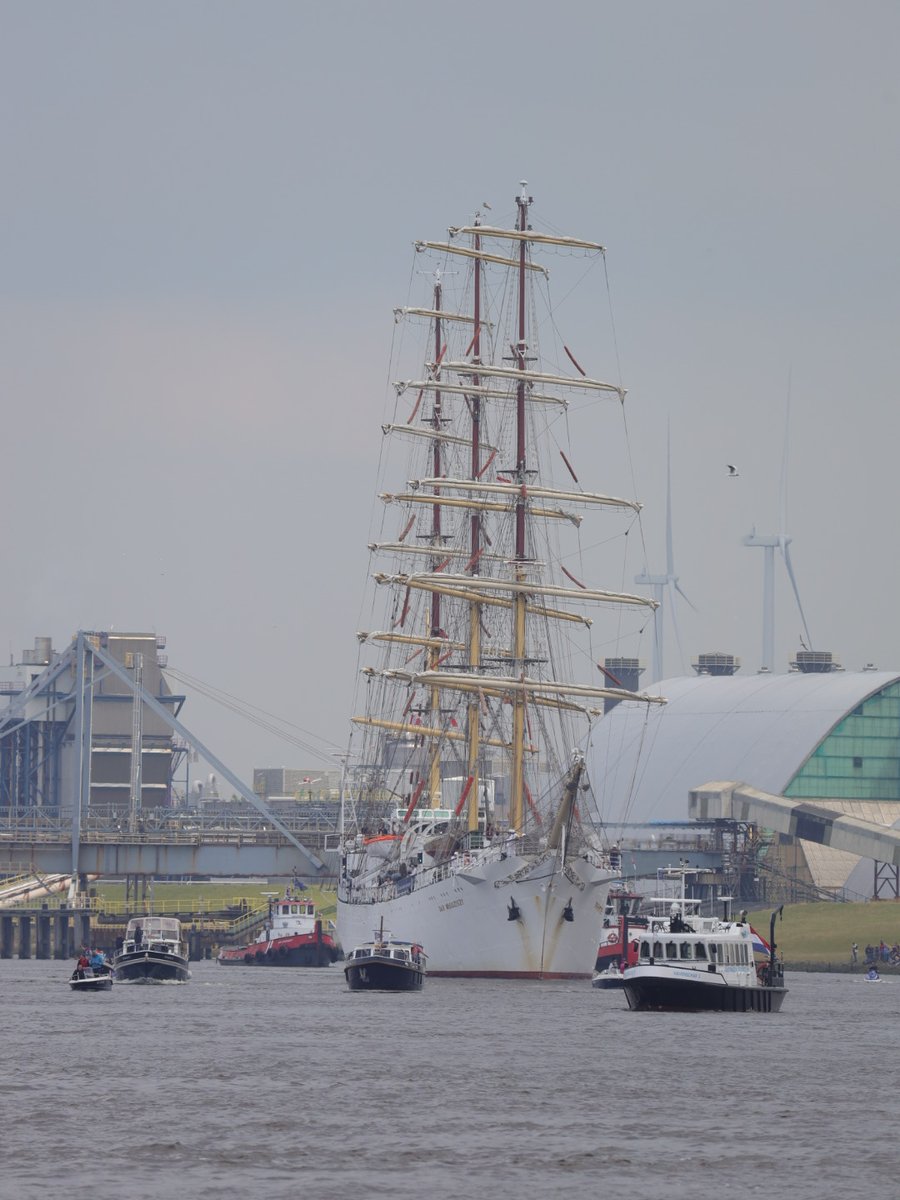 WNapBaukema's tweet photo. Vanmiddag Sail In #Delfsail2024 #zeilschepen #delfzijl #sail #sailevent #tallships #sailing #maritime #shipspotting #sailingheritage https://t.co/GDvfpFwFnm