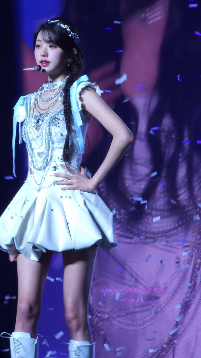 240613 Amsterdam 🩵🤍🩵
완전 아기 공주 👶🏻👑

#아이브 #IVE #장원영 #JANGWONYOUNG #원영 #WONYOUNG #ウォニョン