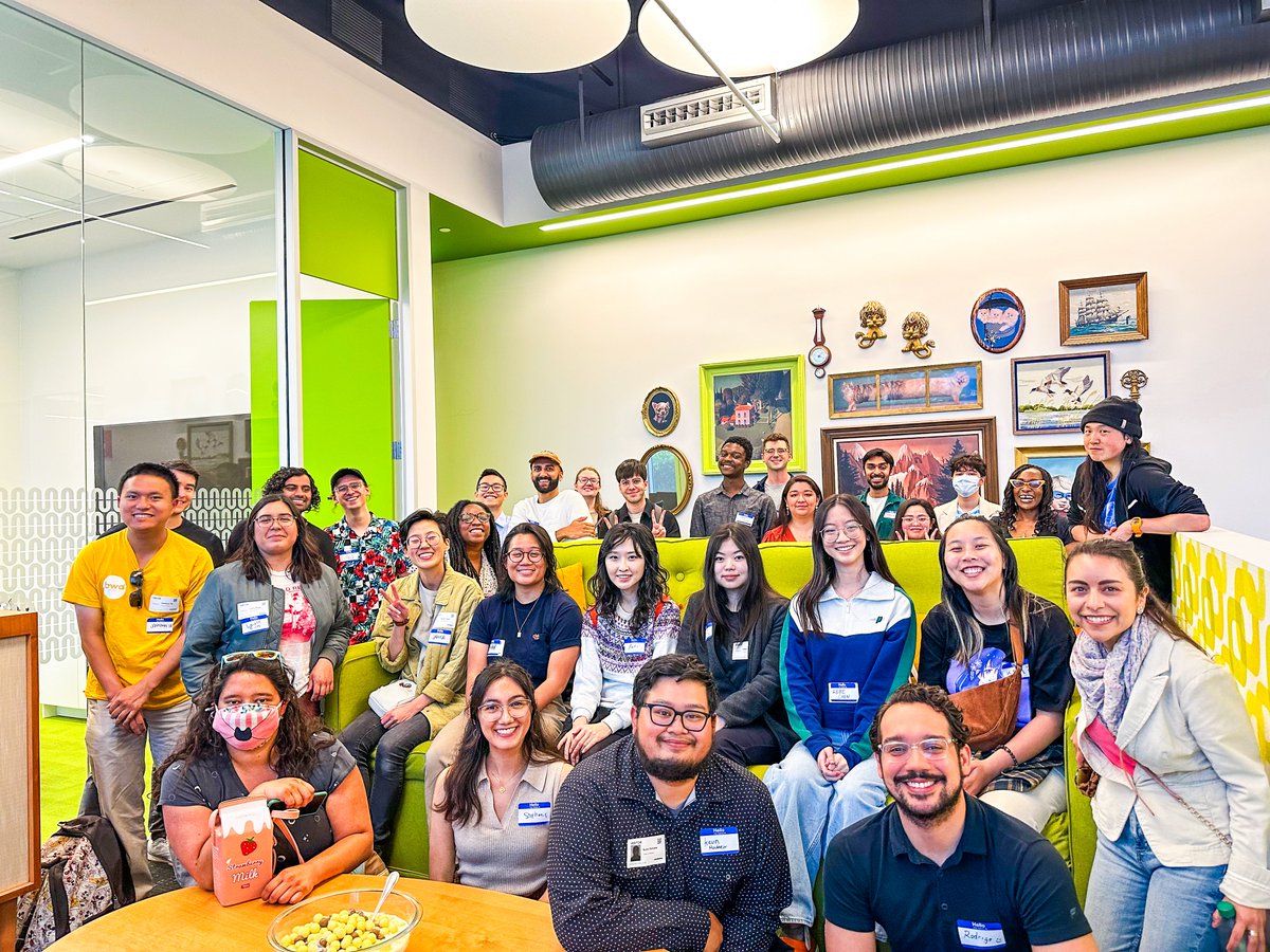 NickWritingProgram tweet media