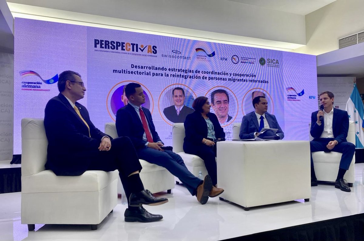KfW_en_CA's tweet photo. Un honor acompañar a @sg_sica @SGSISCA_SICA @Swisscontact y Embajada 🇩🇪 en el lanzamiento de #PERSPECTIVAS #HorizonteDeOportunidades reiterando nuestro compromiso de apoyar las personas retornadas en su proceso de reintegración laboral y social. Un momento muy emocionante… https://t.co/TJSwJe23NF