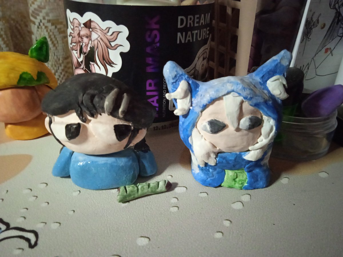 ErrorLera's tweet photo. Кто выйграет в гляделки? -_- #QiShiyi, #ithaqua, #Identityv https://t.co/JElmFqZxbo