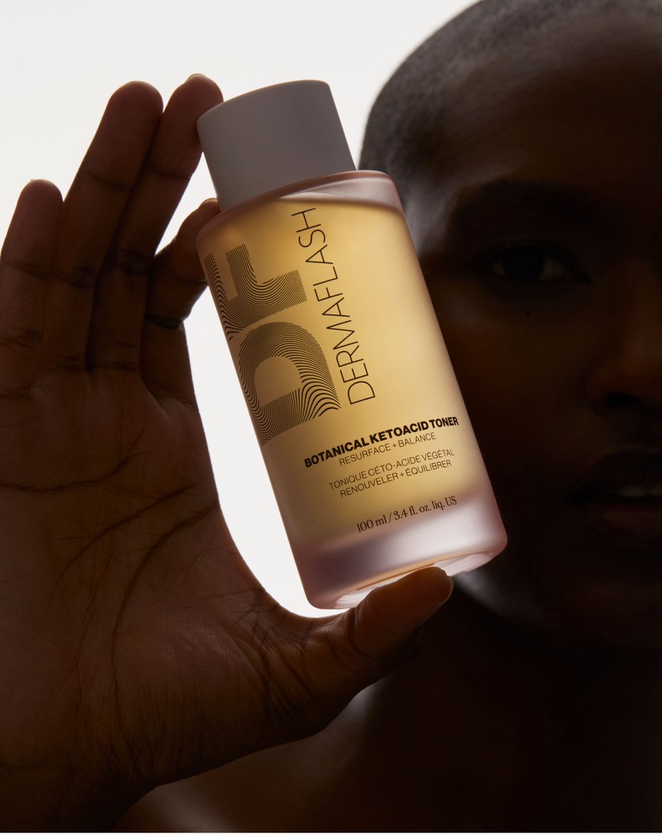 One of our Best Skincare Hacks? 

👉FREE Toner👈✨ 

Last chance to get a Botanical Ketoacid Toner on us with any device purchase!
dermaflash.com