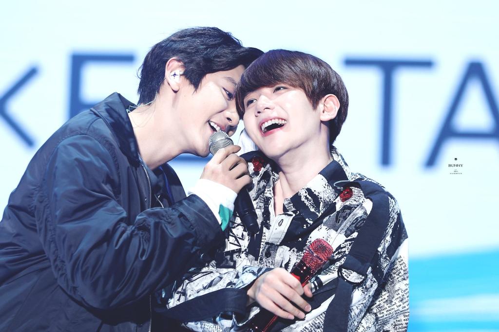 VNuhes's tweet photo. ¤ ~☆mý hàppýñèss ⁶¹⁴☆~¤
 《♡ çhàñbàèķ ďàý ♡》 https://t.co/Llsp4wPDCV