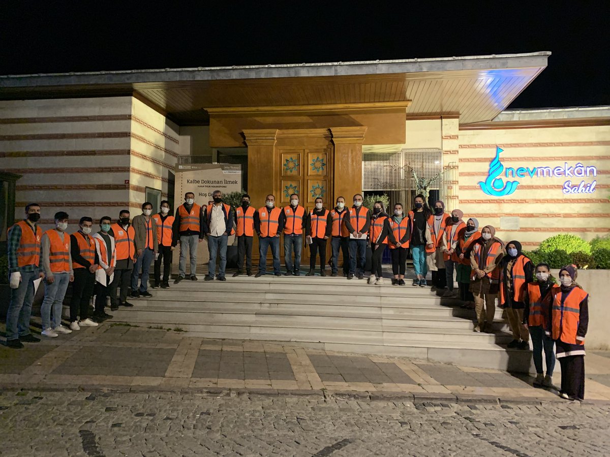 iyilikvakfi's tweet photo. Üsküdar Belediye Başkan Yardımcısı Sn. Selçuk Altun ile nadir hastalıklar üzerine bilimsel bir çalışma yürüten genetik bölümü öğrencisi vakıf üyelerimizin projeleri ve Üsküdar'da gerçekleştirdiğimiz yardım çalışmaları hakkında istişarede bulunduk.

Nazik kabulleri ve misafirperverlikleri için teşekkür ediyoruz.

@sdedetas 
@selcukaltun08 
@cansuuuuuyuuuu 
@gulsuncocuklard
@mehmetsofuoglu
#Üsküdar #İstanbul #Türkiye