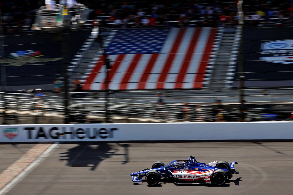 IMS's tweet photo. Proud to honor and celebrate the Stars and Stripes today and every day. 🇺🇸

Happy #FlagDay! https://t.co/0MHJ8h1xFT