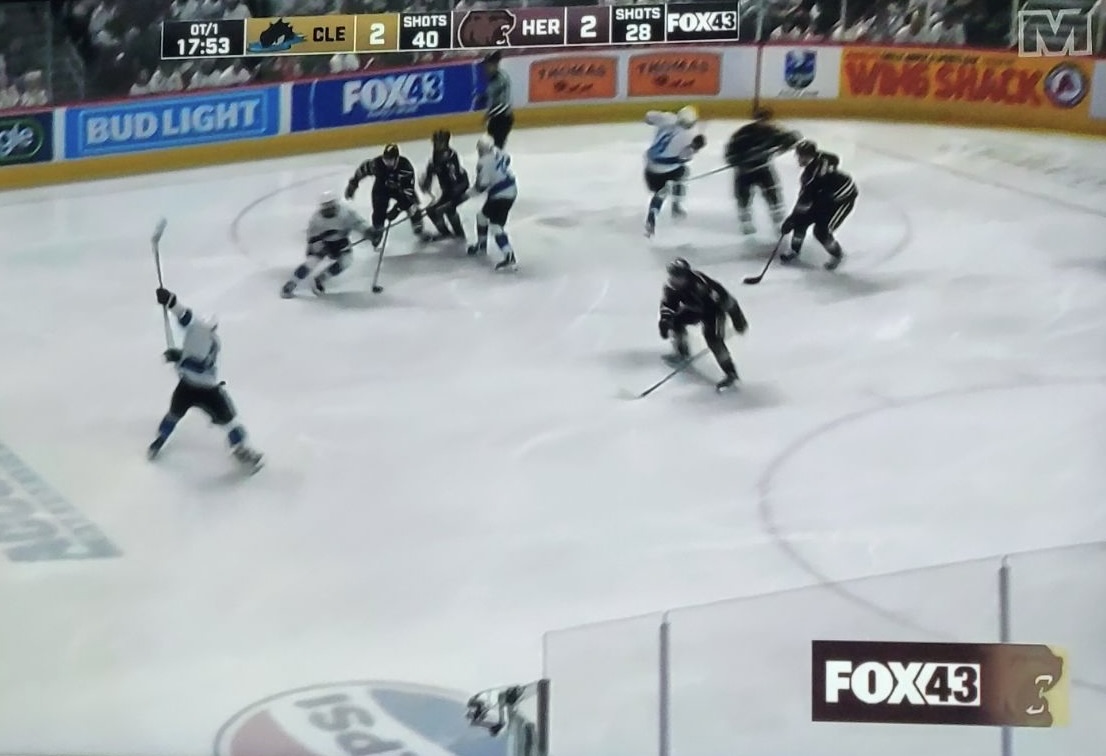 EagleDist_USA's tweet photo. As proud sponsors, we are thrilled to celebrate the Hershey Bears' incredible victory last night! Congratulations to the players, coaches, and fans for an unforgettable game. Let's keep this winning momentum going! Go Bears!
#HersheyBears #eagledistributionservices https://t.co/y7NPBNyINx