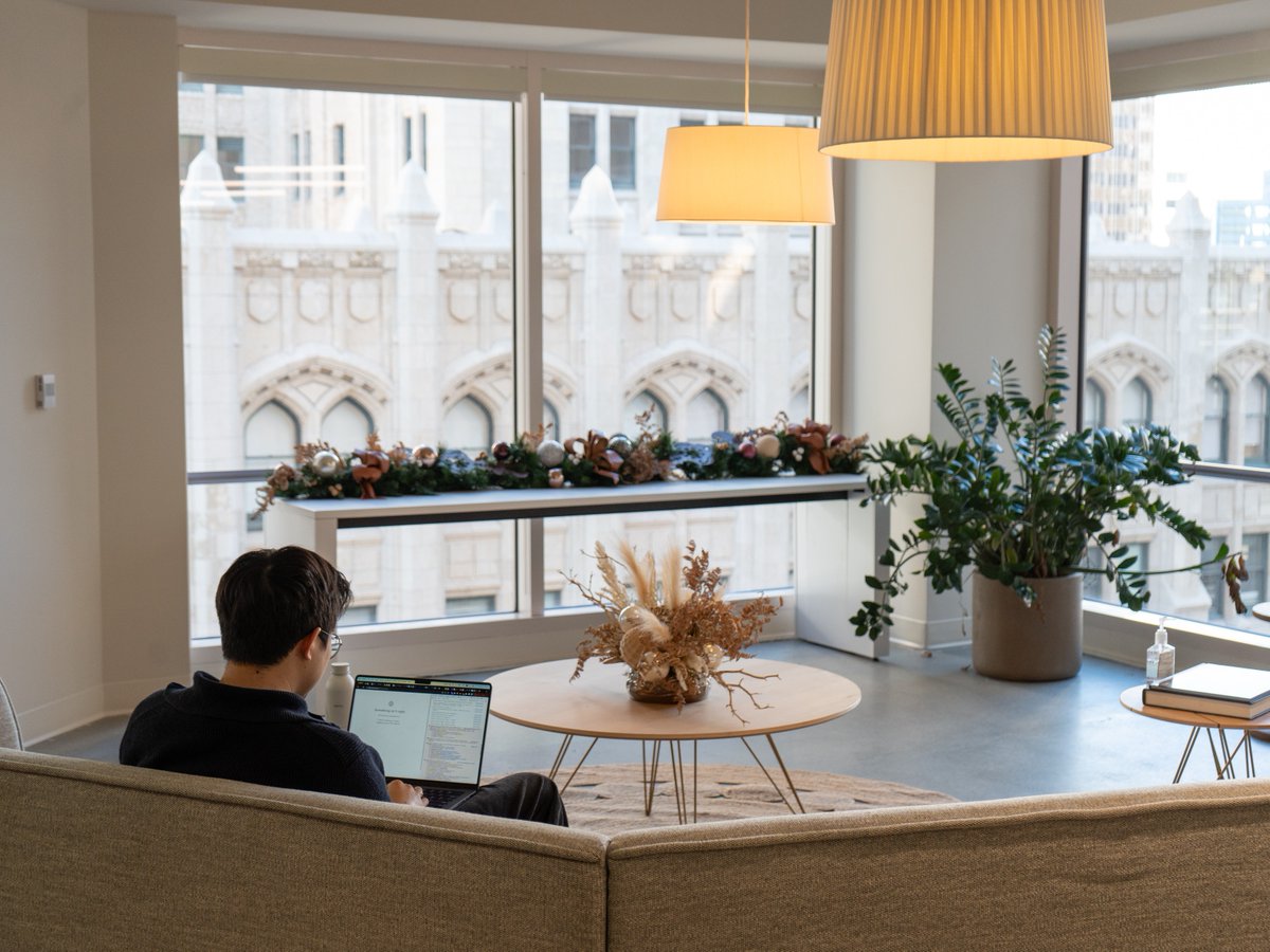 mercury's tweet photo. 4th Best Place to Work in the Bay Area with @GPTW_US for 2024. ✨

Yes, we're hiring: https://t.co/JS3antuY1k https://t.co/5XquqQQEot