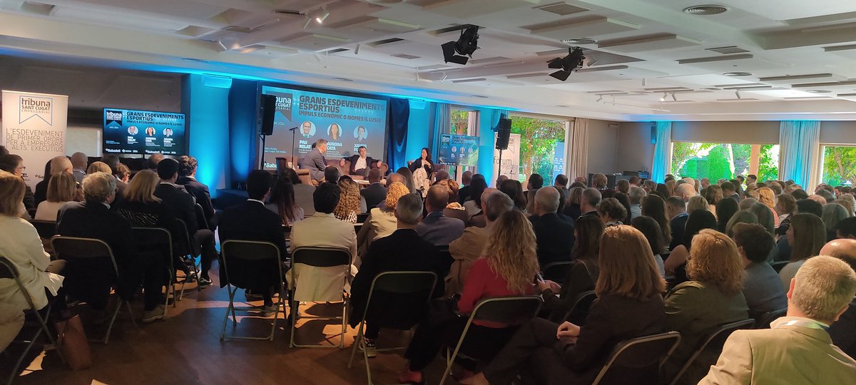 #santcugatempresarial Tribuna Multitudinari

Pau Relat: "Ens ho hem de creure més"