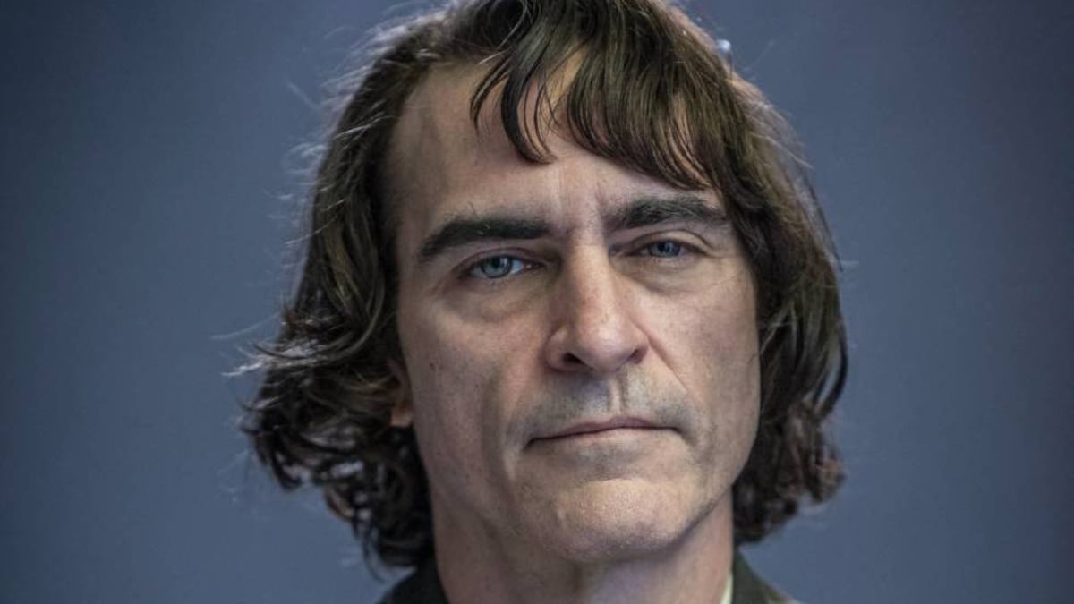 Sabías que Joaquín Phoenix para interpretar a Joker tuvo que ver el River de Demichelis contra Deportivo Riestra un jueves a las 3 de la tarde?