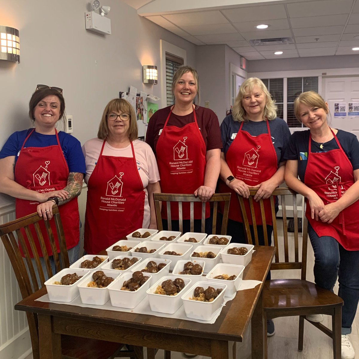 Our incredible Administrative Professional &amp; Client Service and Sales Instructors used <a href="/myNBCC/">New Brunswick Community College</a> volunteer leave to prepare meals for 20 people at the Ronald McDonald House in Moncton. 

Looks like a new annual tradition. 
Way to #TransformNB! 💚
