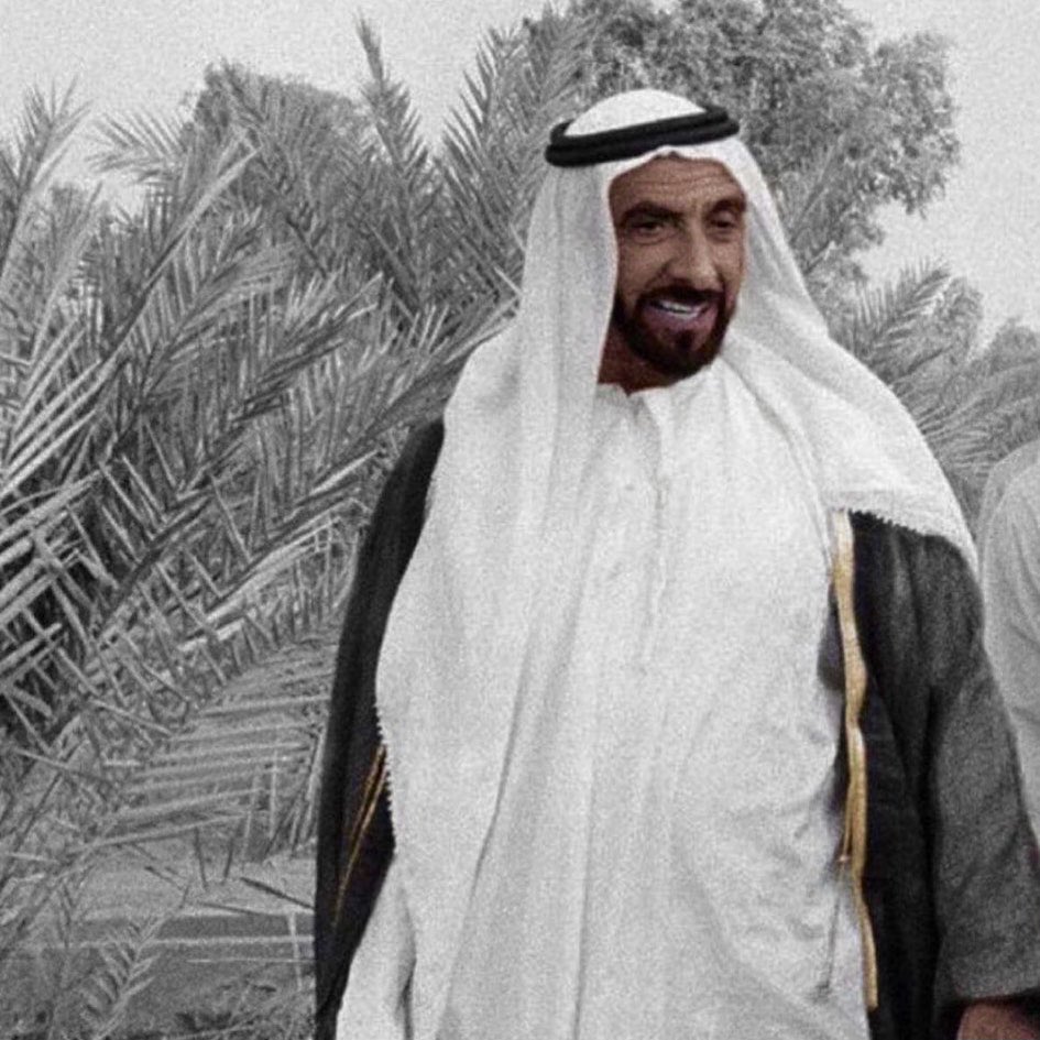 uae_love_ad121's tweet photo. طيب الله ثراه واسكنه فسيح جناته 🤲🏻

#زايد 
#ليلة_الجمعة https://t.co/FFvMfqiXoL