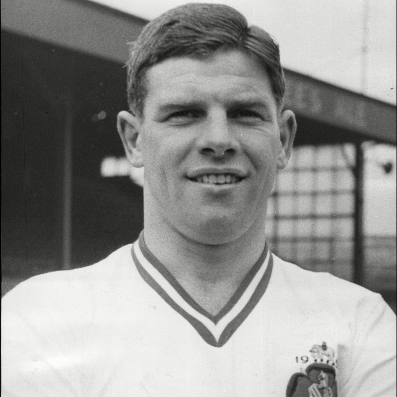 OfficialBWFC's tweet photo. Everyone at Bolton Wanderers is deeply saddened to learn of the passing of club legend Tommy Banks, aged 94.

A member of our 1958 FA Cup winning side, Tommy's name will forever be etched in Wanderers' history. 

Our thoughts are with Tommy's family and friends 🤍

#bwfc