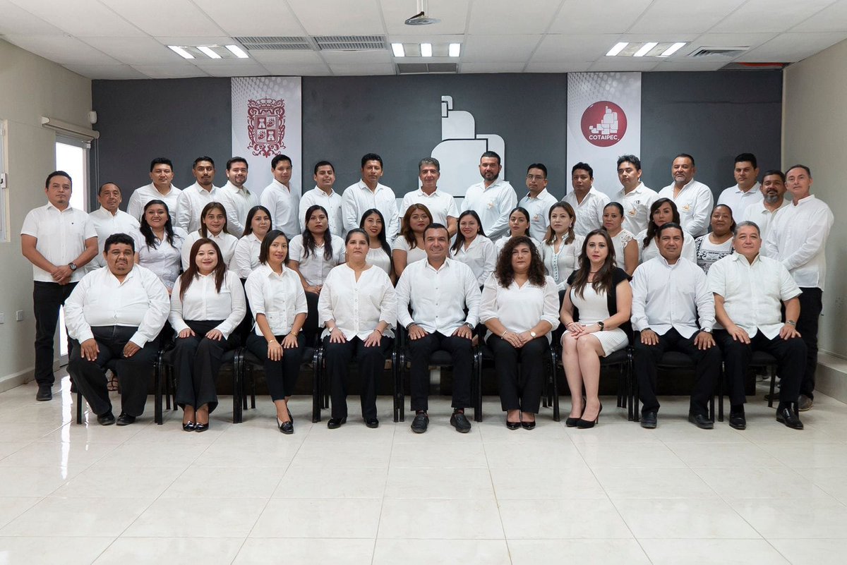 oliverpachecoMX's tweet image. Presidente de la #COTAIPEC Néstor Cervera Cámara rindió su informe de actividades #Campeche