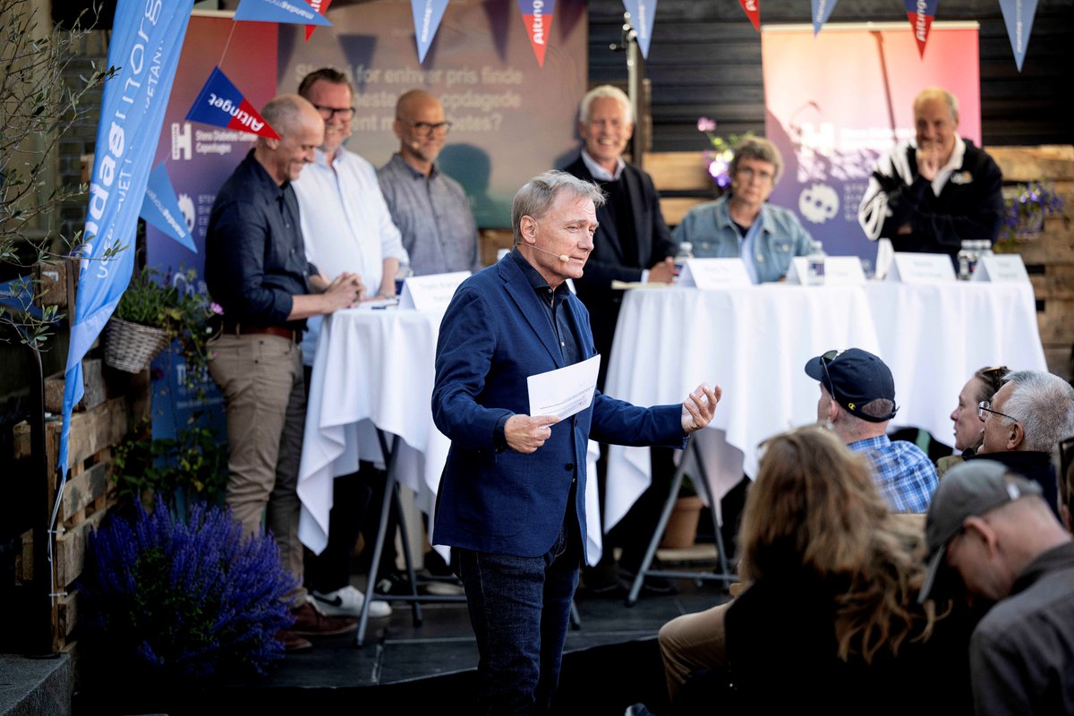 Stenodiabetes's tweet photo. Tak for en stærk debat om prioritering i sundhedsvæsenet. I morgen debatterer vi bruger- og behovsstyret behandling hos @regionerne (F8) kl. 18.15 på #fmdk https://t.co/wDgaI4Ycih