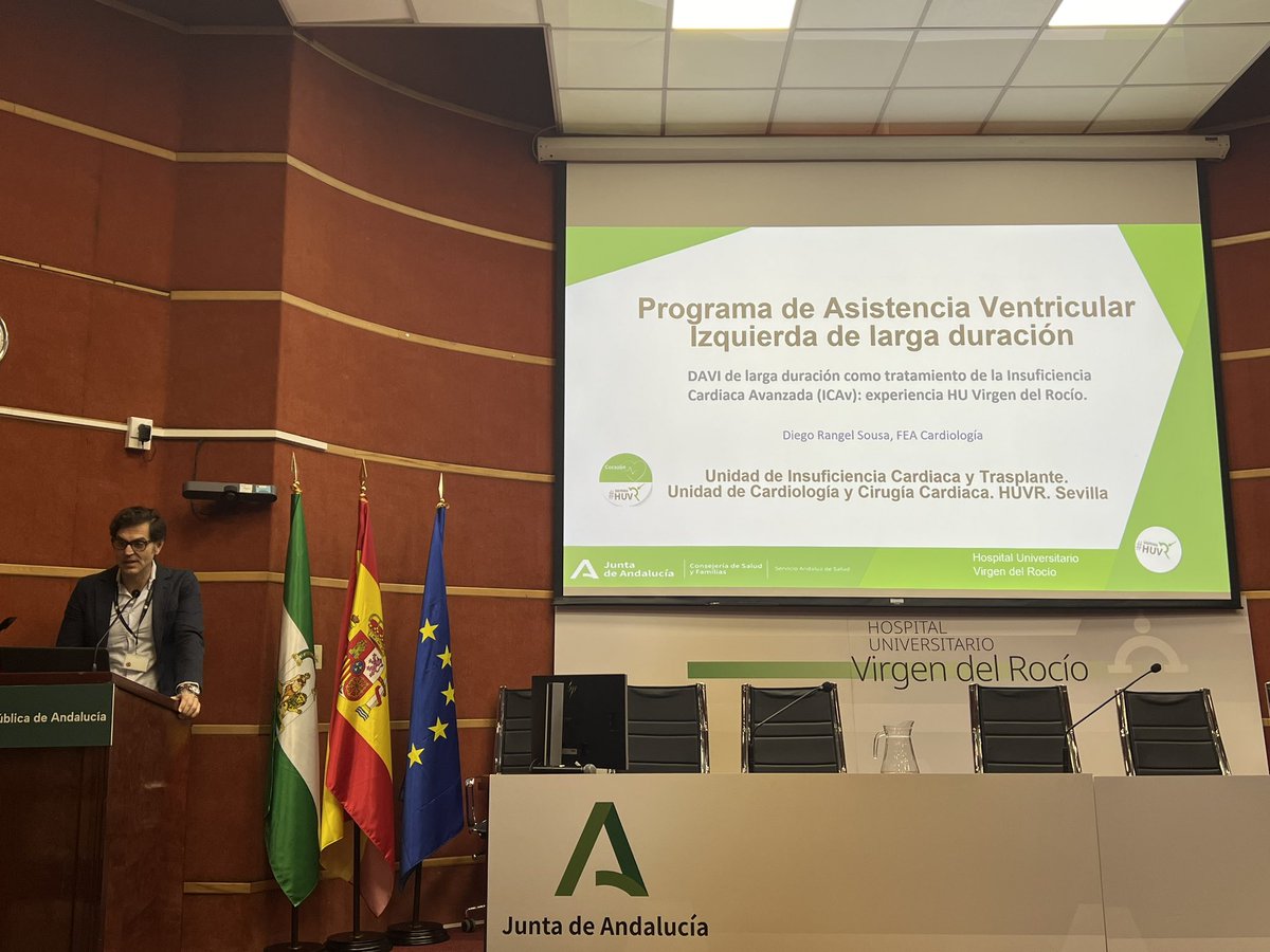 CorazonHuvr's tweet photo. La importancia del trabajo multidisciplinar en un programa tan complejo como el de asistencias ventriculares de larga duración ha quedado patente en la sesión hospitalaria de hoy. @HospitalUVRocio @saludand https://t.co/JaXFhxlmJd