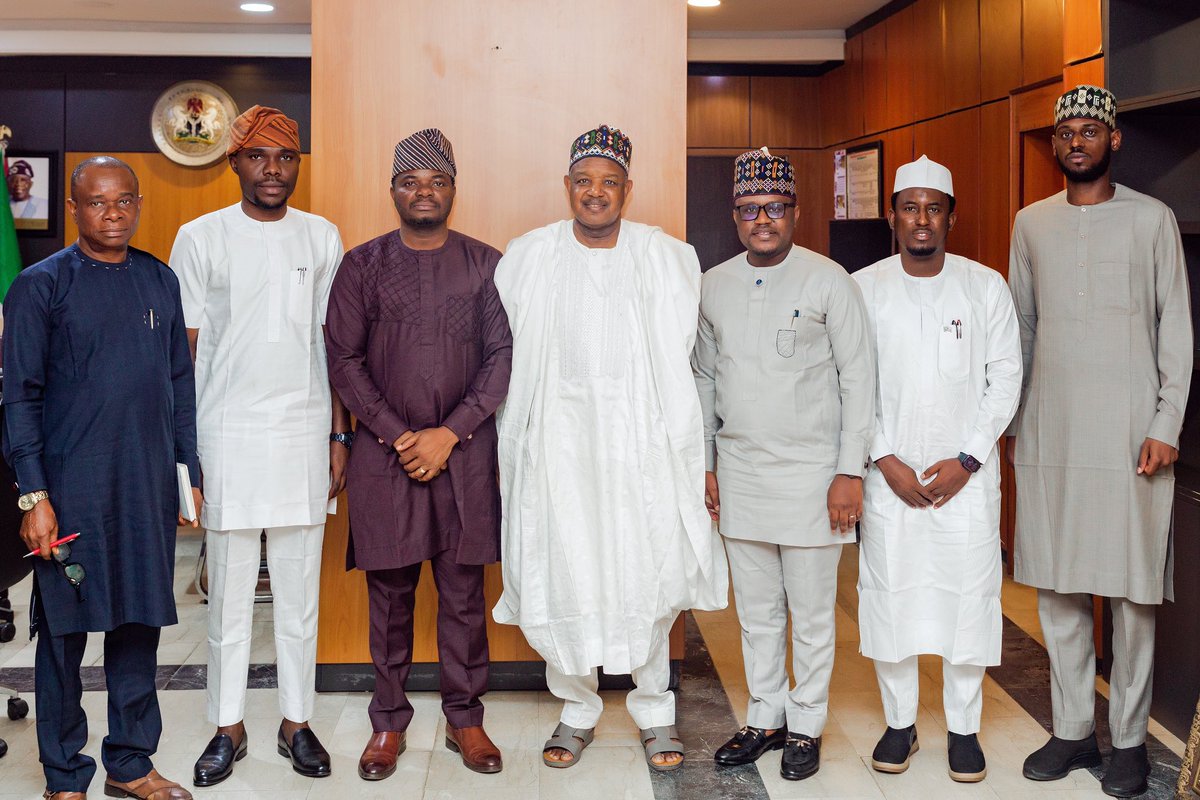 BudgITng's tweet photo. Following Nigeria's performance in the 2023 Open Budget Survey ranking, @BudgITng and @PLSInitiative paid a courtesy visit to His Excellency @atikuabagudu, the Minister for @PlanningNG, to discuss Nigeria's poor performance and to find a way forward.
#OBS2023
#OpenBudgets https://t.co/YK5fU28c5N