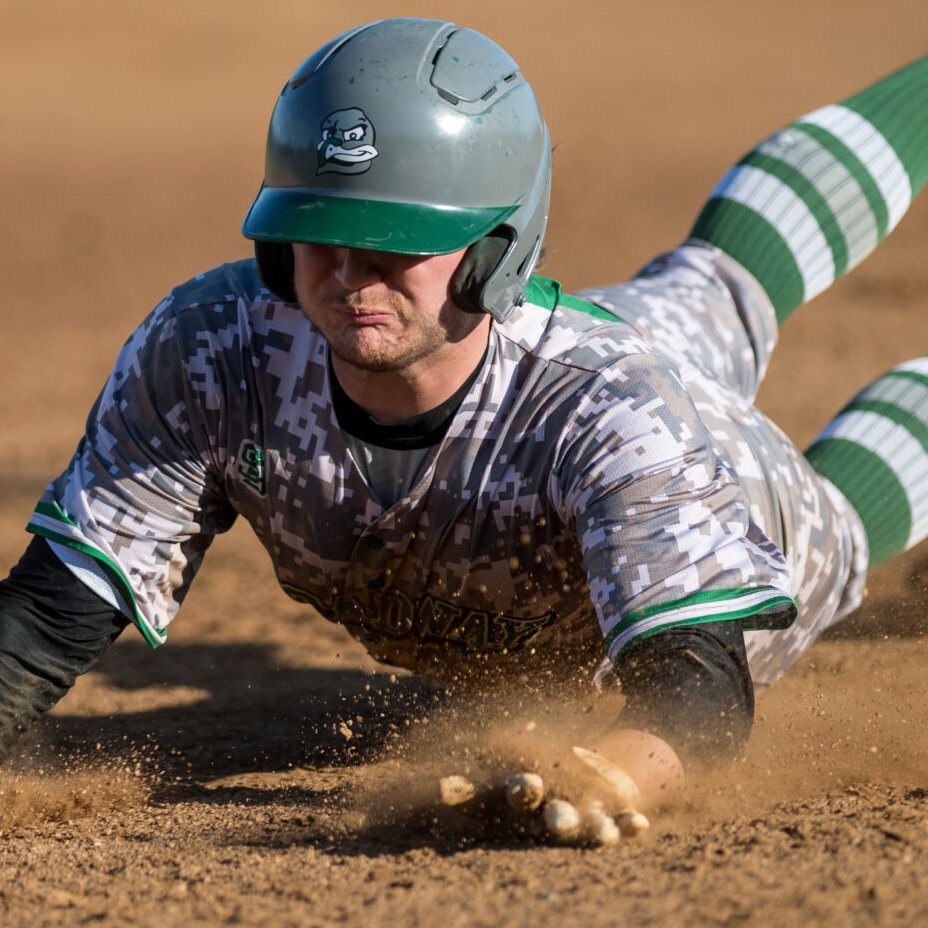 VTCody's tweet photo. Broadway senior shortstop Bransen Hensley and East Rockingham junior first baseman Will Eppard were named to the #VHSL Class 3 all-state baseball second team on Wednesday: https://t.co/cWiW1i42oz https://t.co/l2kXtpSAML