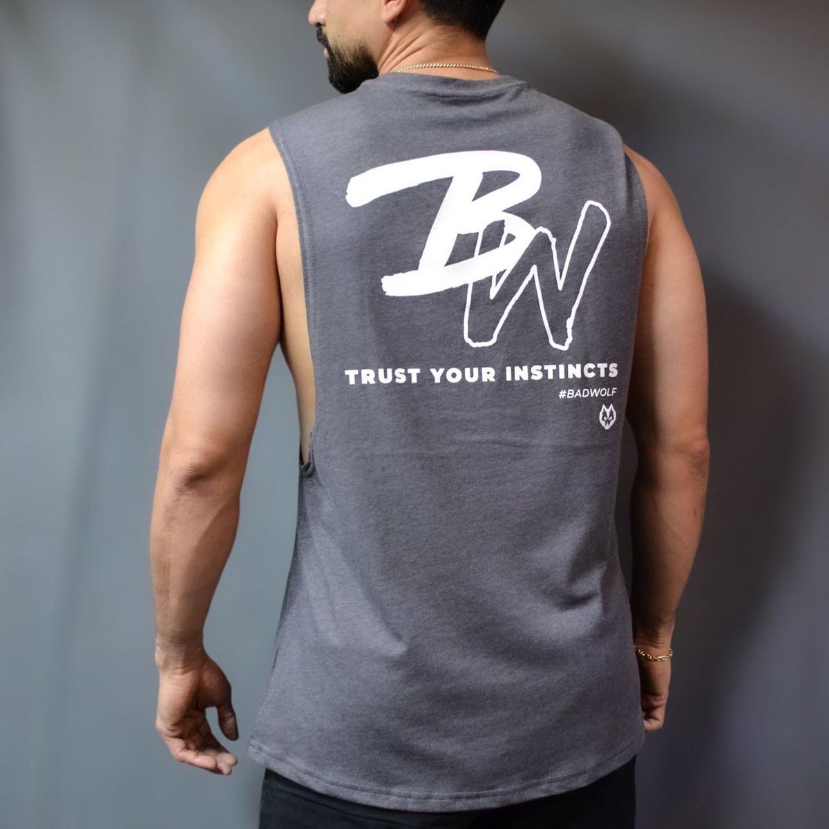 ruben2309's tweet photo. @fer_tirado Donde vives compa fer pa mandarte una playera BADWOLF en caliente 🔥 👇🏻 FOTO 👇🏻 si ya andas luciendo los marros que luzcan bien 👍🏻 https://t.co/mSiXIV3R5F