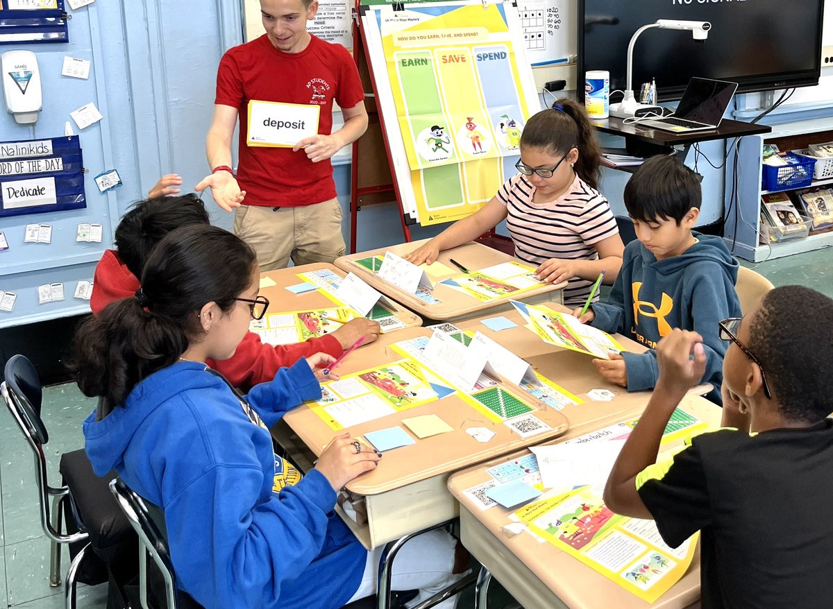 Mrs. O’Malley & Ms. Leoutsakos PS 66Q Class 502 tweet media