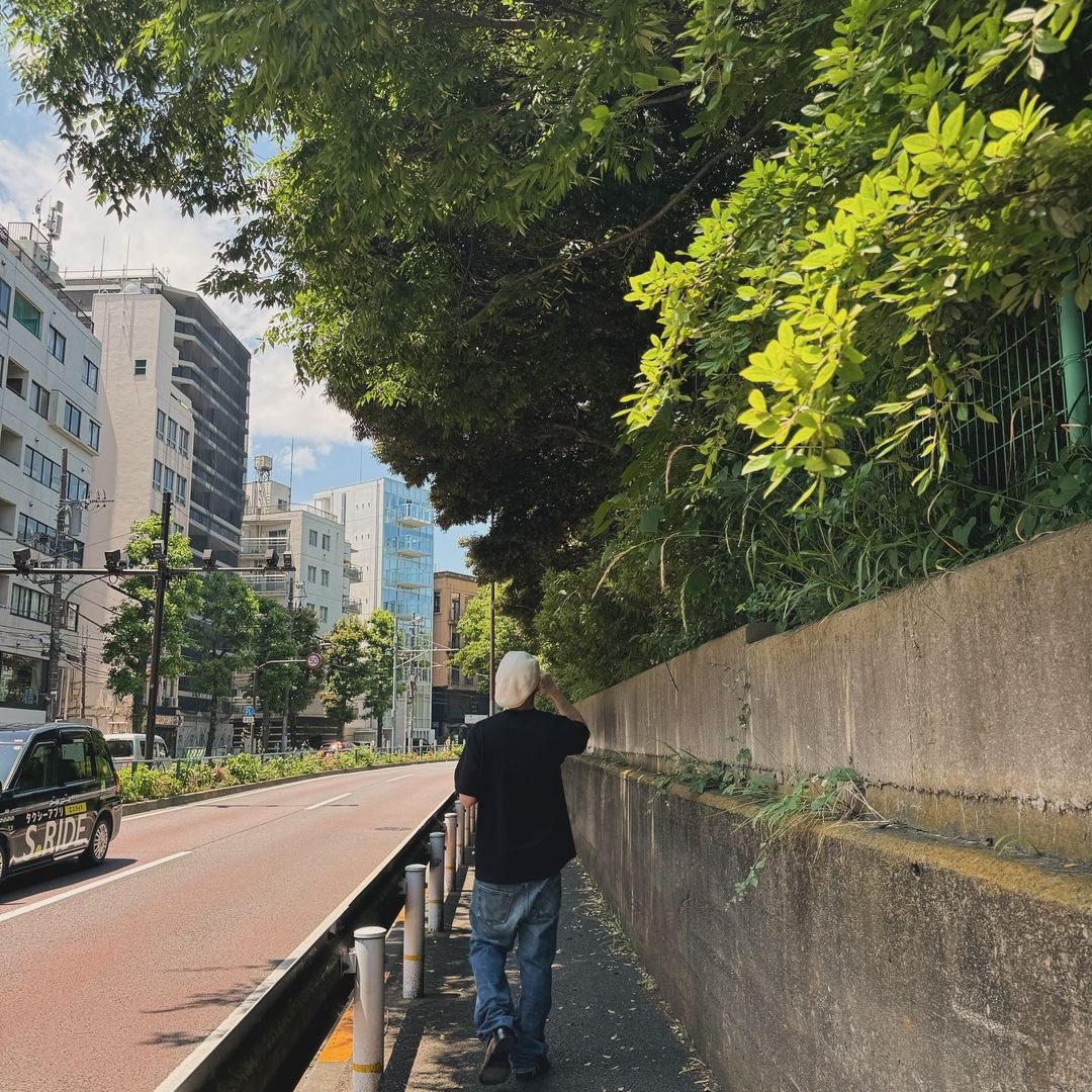 junhyungupdates's tweet photo. [Instagram][Junhyung] 061424

bigbadboii:

#용준형 #YONGJUNHYUNG
#Beautiful_Dystopia #BLACK_MADE https://t.co/3mCrWVfHRy