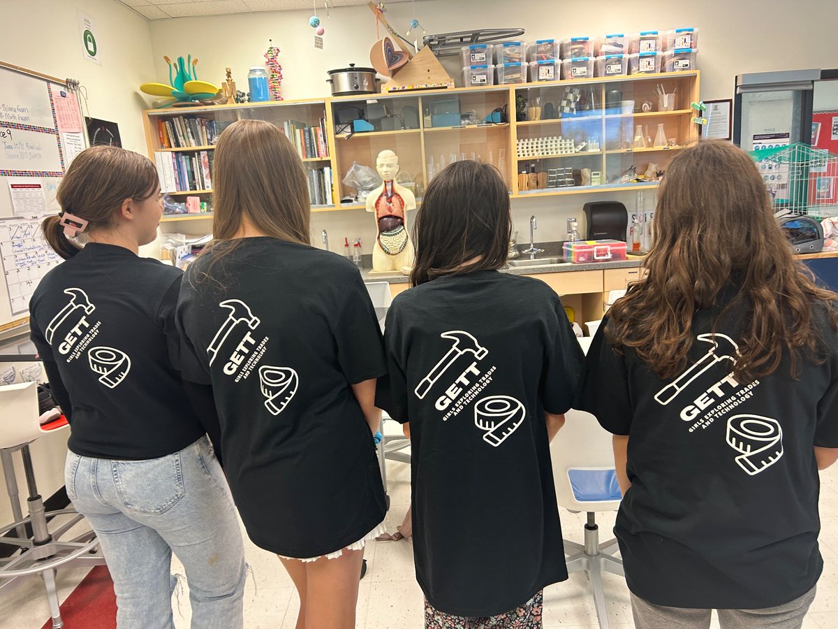 GETT club celebration 2024/2025! That's a wrap, until next year.... <a href="/RundleJrHigh/">Rundle College Jr. High</a> <a href="/skillsalberta/">SkillsCanadaAlberta</a> #girlswithpowertools