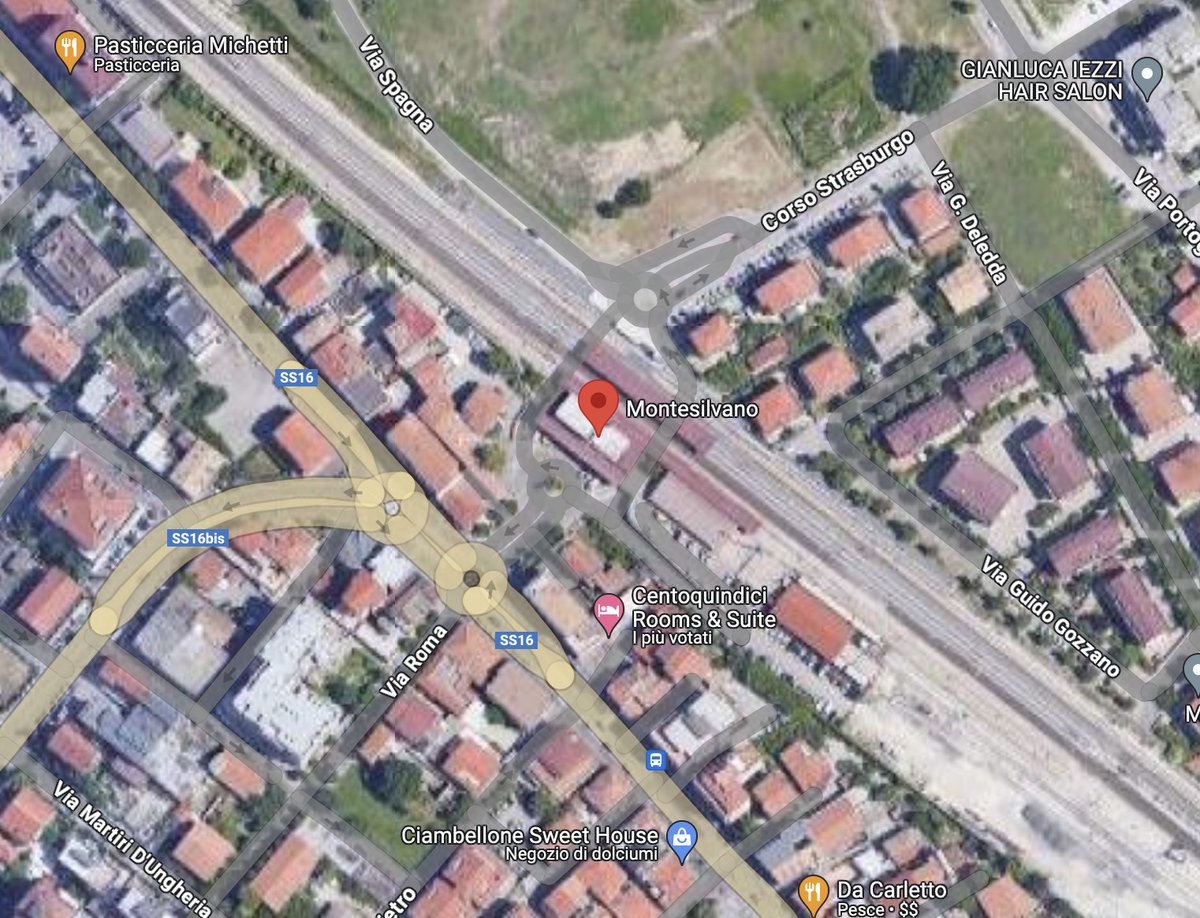 Emergenza24's tweet photo. 🔴[13.06-20:30] Stazione ferroviaria di #Montesilvano #Pescara investite e uccise donna e bambina.
Interrotta la linea ferroviaria Pescara-#Ancona dalle 18:30.
Numerosi treni fermi sulla linea. https://t.co/XmVaPXO2Ar