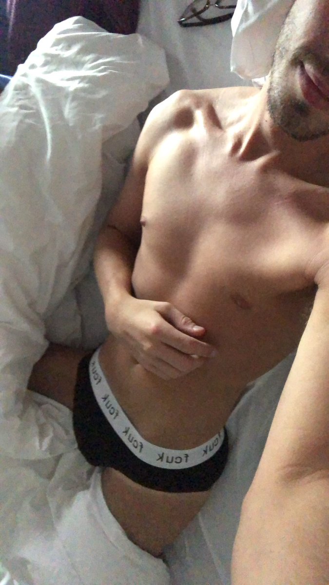 tombraided69's tweet photo. Cuddle buddy wanted 😋 https://t.co/vt9xotjjIS