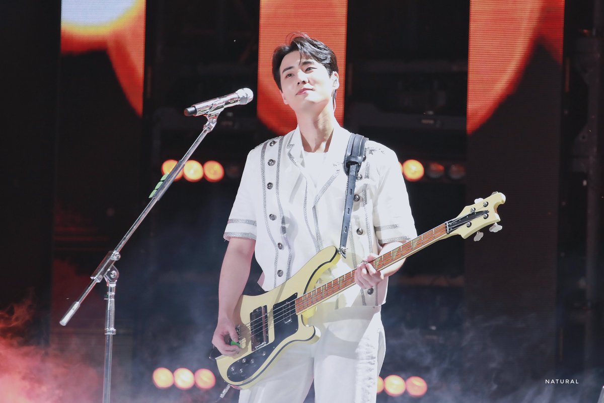 butyoungk1219's tweet photo. 240613 놀면뭐하니 HQ
🎆
#영케이 #YoungK #데이식스 #DAY6 https://t.co/e5GbfNYDEE
