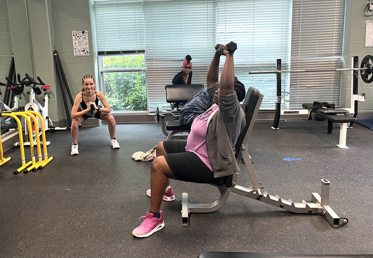 Fitness in action <a href="/tdsb_YorkHumber/">York Humber High School</a>    Mr. Millett doing an incredible job with incorporating healthy active living with our students.  Big thanks to <a href="/TF_Canada/">Treadmill Factory</a> for their support.