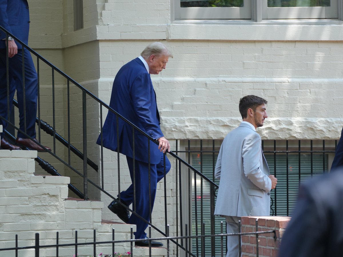 Andrew Leyden tweet media