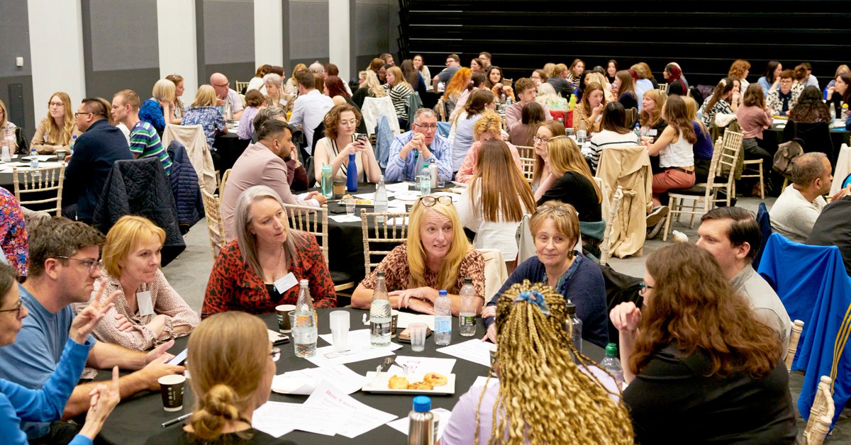 We’ve had a fantastic and inspiring couple of days in London at our #DementiaUKStaffEvent!

Wonderful to see colleagues, members of our Lived Experience Advisory Panel (LEAP) and volunteers come together to connect, share and learn. 🙌

Thanks to <a href="/UniWestLondon/">University of West London</a> for hosting us. 💙