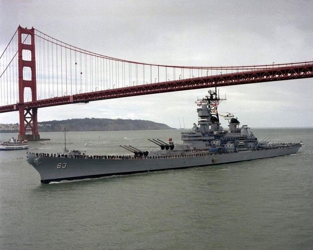 TBT: Everyone loves a battleship: the USS Battleship Missouri, in all her majesty, passes under the Golden Gate Bridge in 1986.

Check out our website for upcoming events. Also, San Francisco Fleet Week is coming 7-11 October 2024 the Marines' Memorial Club &amp; Hotel.

Commemorate.