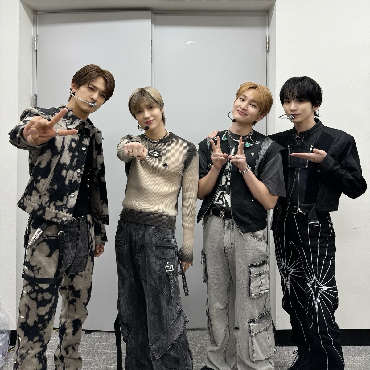 shineeworld1218's tweet photo. SHINeeのビジュアルがとんでもない…！♡♡ https://t.co/usWjce5asK