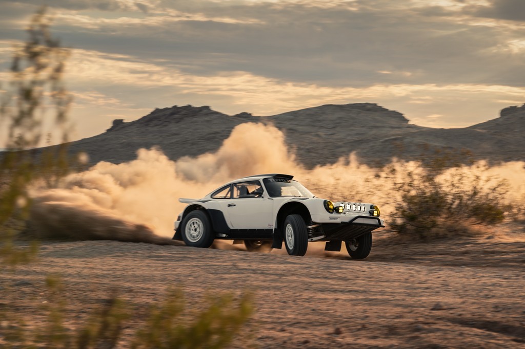 dustytimesmag's tweet photo. Reimagining a classic. @thebaja911 transforms a Porsche Safari 911 into a Baja ready off-road beast. 

👉️ Discover the story in Issue 04: https://t.co/FXh9srUMPF

#DustyTimes #GetDusty #Offroad #Racing #Rally #Motorsports #Powersports #Magazine #Book #Porsche #Safari911 #911 https://t.co/8VSnFXY23T