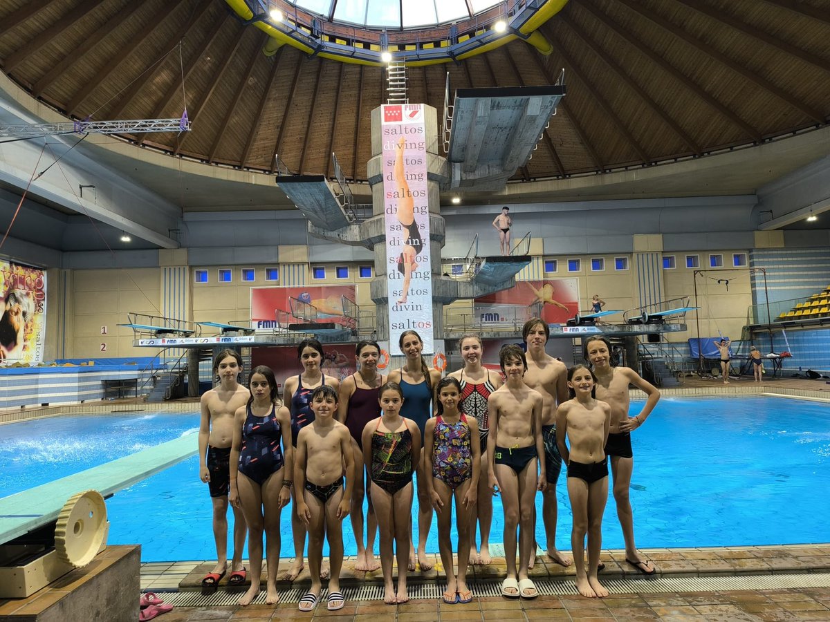 III Festival de Escuelas de Saltos
Hoy era el turnos para los mas pequeños de la
EIC y para el grupo infantil-juvenil de martes y jueves.
Todos han demostrado lo aprendido durante la temporada y han recibido su correspondiente diploma. 👏🏼👏🏼👏🏼