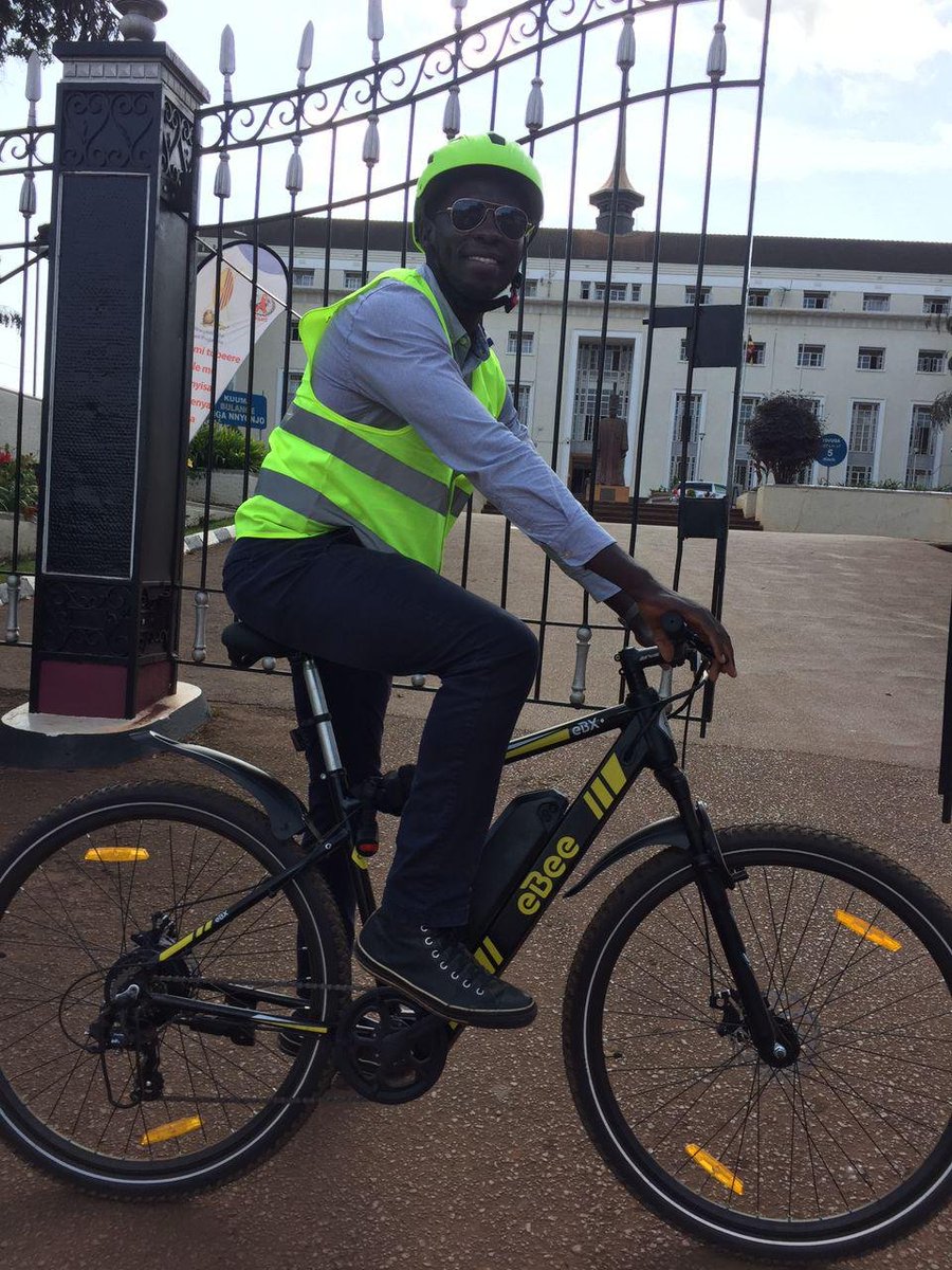 Owiny123's tweet photo. Touring the historical Kingdom Gate on @eBee_Uganda #ElectricBicycle.
Imagine a collaboration with @BugandaKingdom in promoting #ZeroEmissionsTours to all historical cultural land marks.
#TOGETHER honoring cultural heritage #eBeeCulturalTour #ZeroEmissionsMobility @cpmayiga https://t.co/yo4Pdquqrg