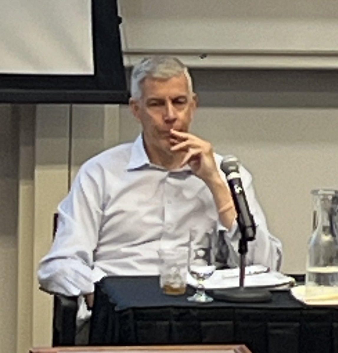 JoyceFdn's tweet photo. Says @arneduncan about the effectiveness of Chicago’s forthcoming elected school board: 
“I’m extraordinarily worried about where we’re headed..Nothing works well with 21 bosses” 
#ProgressAndPromise #StudentSuccess https://t.co/eteNqydTld