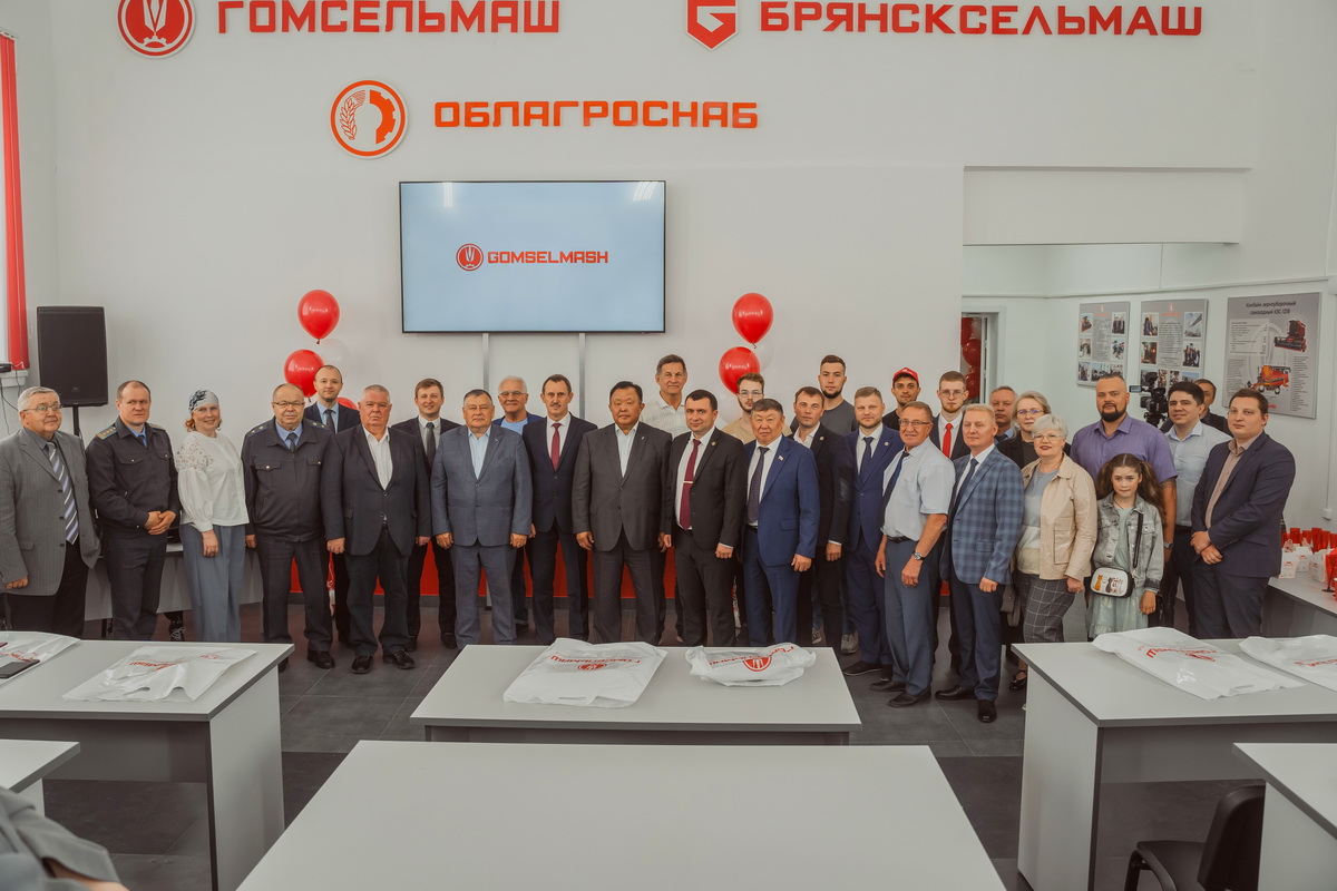 Гомсельмаш tweet media