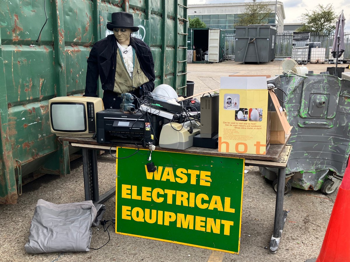 Ash Knotek tweet media