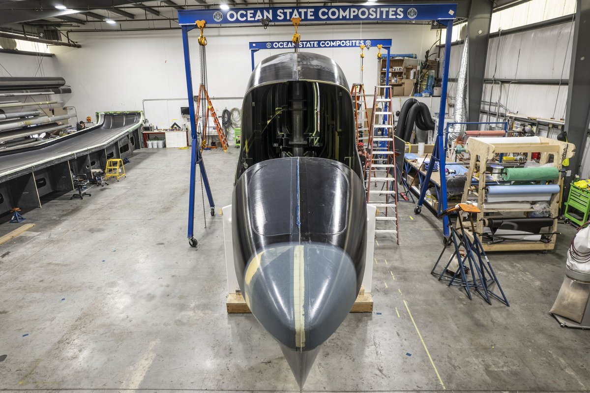 👀 First look at the world's first full-scale seaglider being built by <a href="/regentcraft/">REGENT</a>

Keep up the great work REGENT, and thanks for using the New Zealand colours for the very first seaglider! 😉🖤

More on the Viceroy’s progress here: ow.ly/bETL50ShFKS

#OceanFlyer