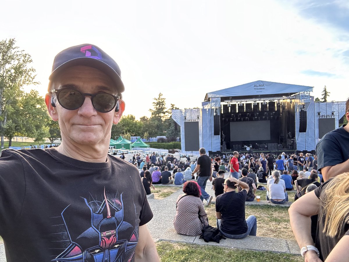 Gmfdsr's tweet photo. #GMFOnTour2024 ⁦@_DeepPurple⁩ #Show10 auditorio tierno Galván https://t.co/8YpoSe7yR1