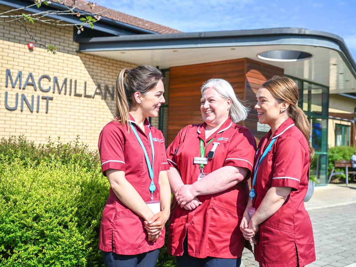 RCN_NI's tweet photo. The joint winners of the inaugural Palliative Care Award are @Weeroisotoole and @scoobymonk of @BelfastHSCT and Lisa Cassidy and @LyndaCo74597609 of @NHSCTrust. Many congratulations to Roisin and Alyson, and to Lisa and Lynda. #NINoY24 https://t.co/bLAEhIJZFN