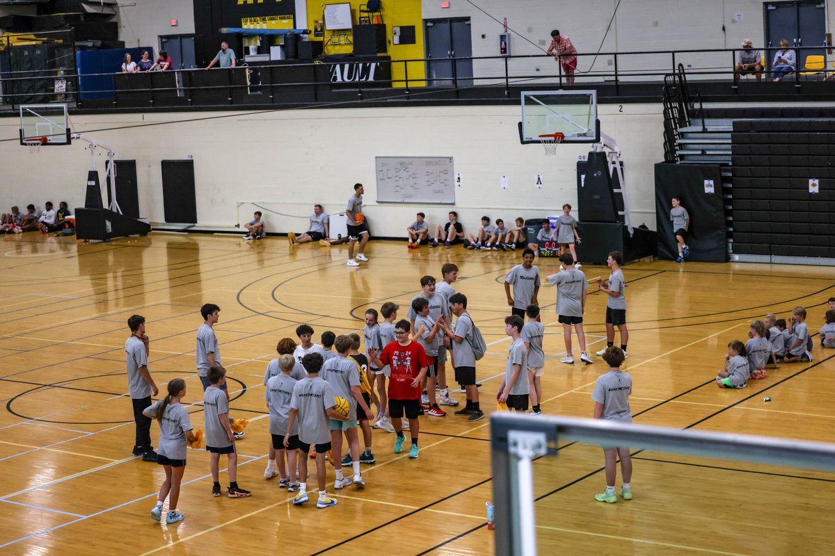 AppStateMBB's tweet photo. Record-breaking camp!
Thanks to everyone who helped be a part of this year’s camp. We look forward to seeing everyone at the Holmes Center this year!
#TakeTheStairs https://t.co/kGxitiiZFl